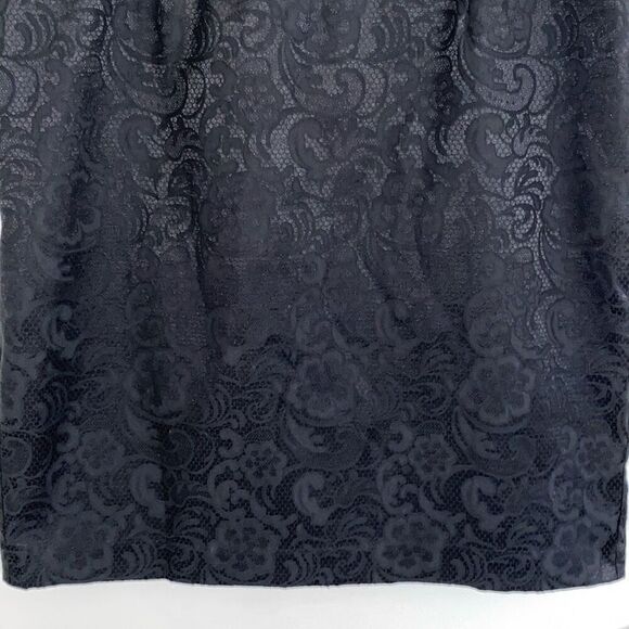 🔥3/$20🔥 Apt. 9 black floral lace pattern skirt size 12 - Picture 3 of 12
